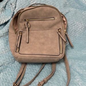 Violet Ray NYC women’s mini backpack. Faux leather - Gray